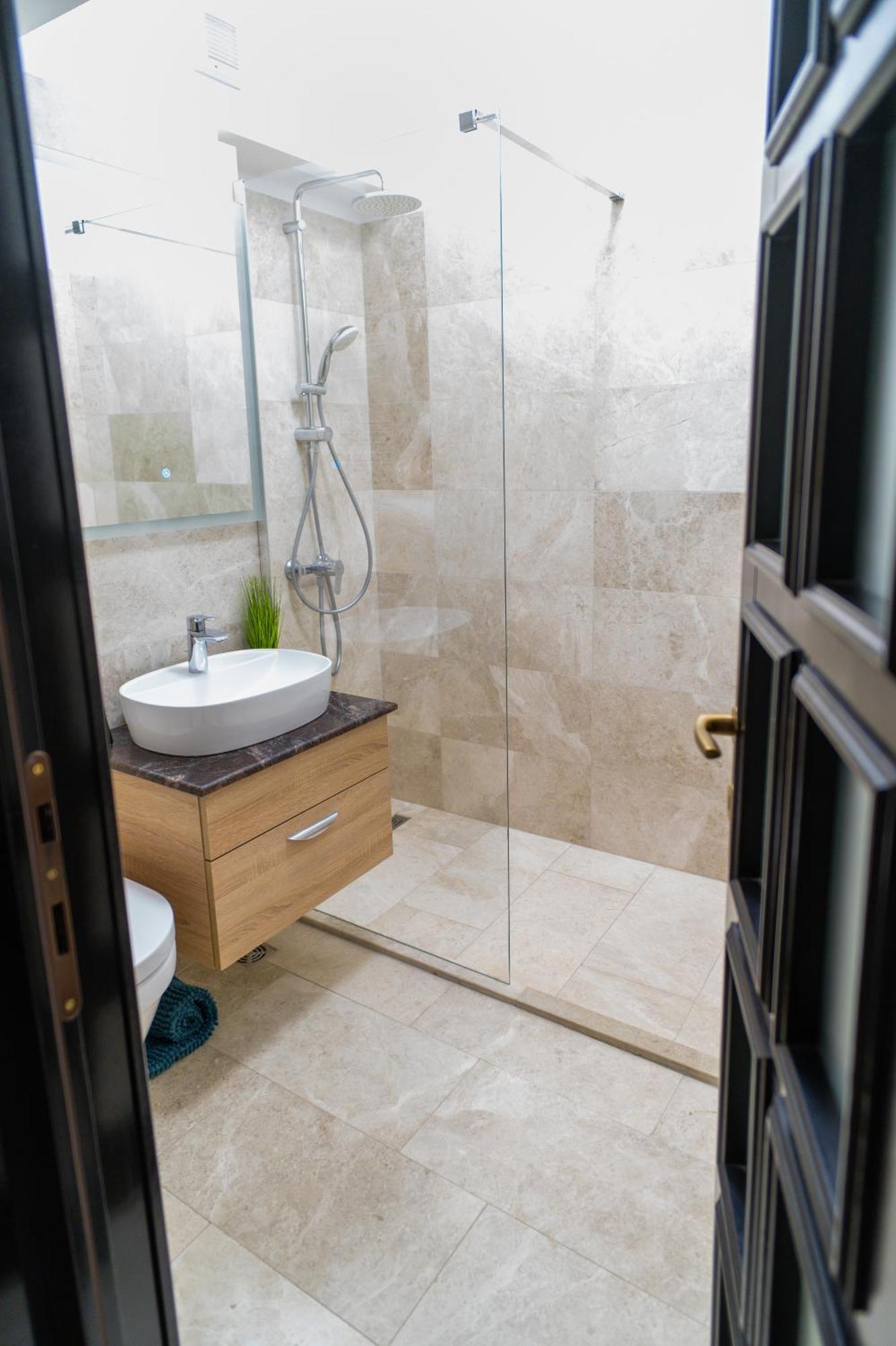 White Platan Apartment Iasi Exterior foto