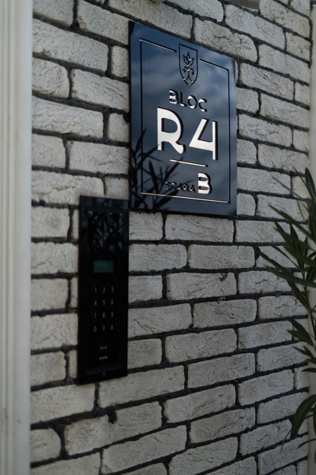 White Platan Apartment Iasi Exterior foto